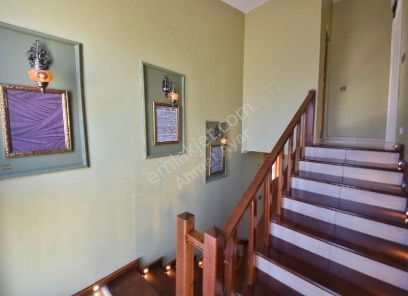 Tam Donanımlı 1311 M2 Özel Villa - Görsel 7