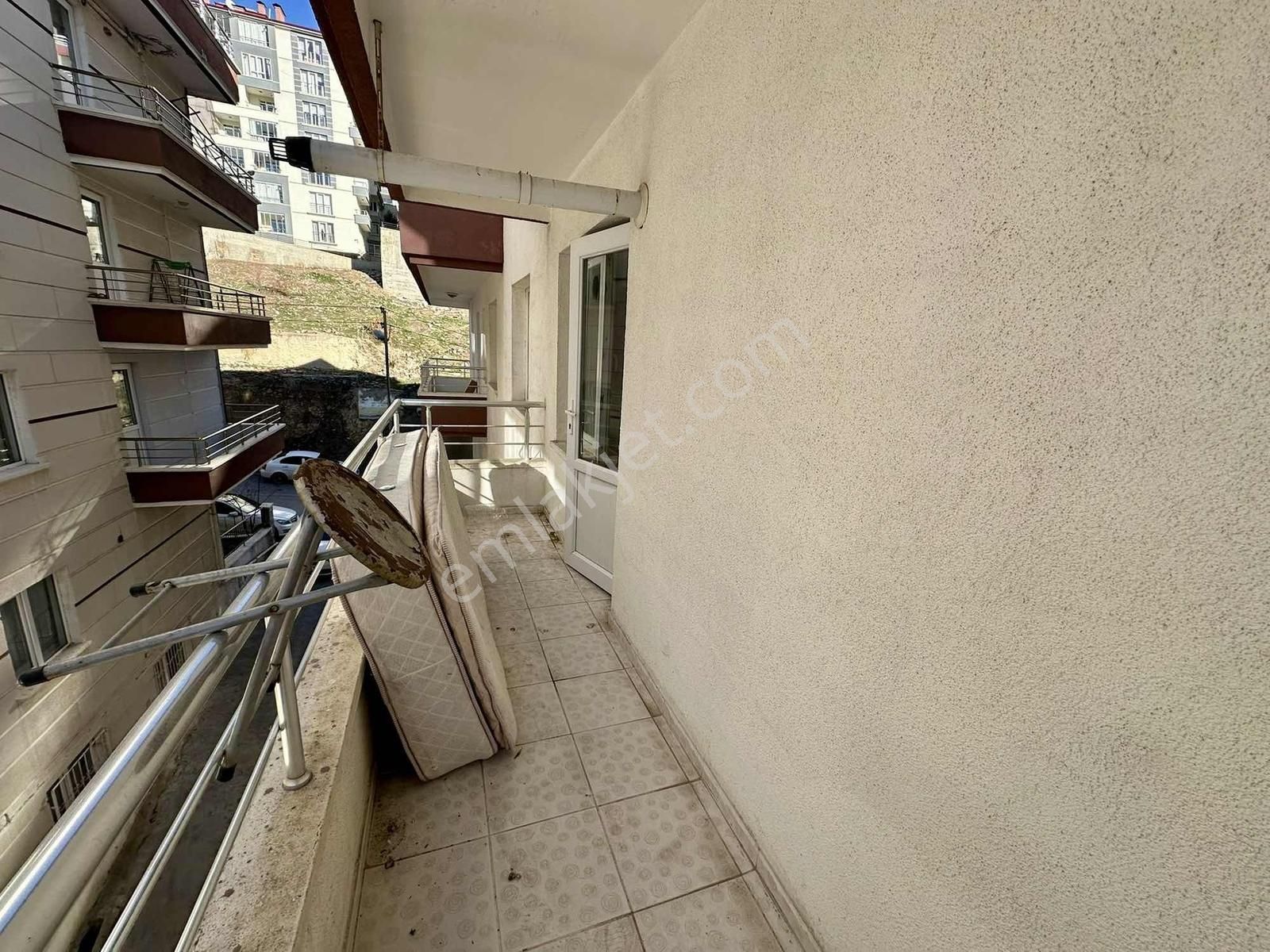 Avantaj'dan Yeşilbayır'da Cadde Dibi Asans. Güney Cep. Katta 3+1 - Görsel 15