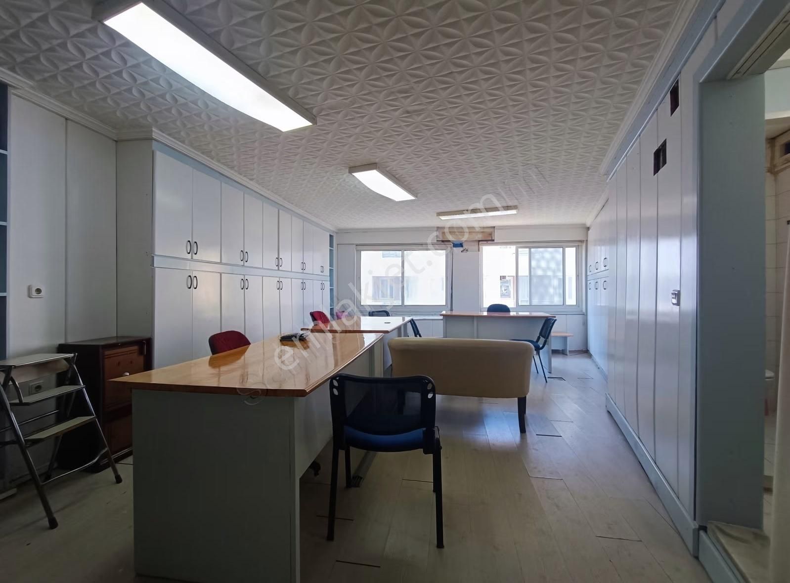 Marmaris Merkez Kiralık 1+1 İşyeri Ofis