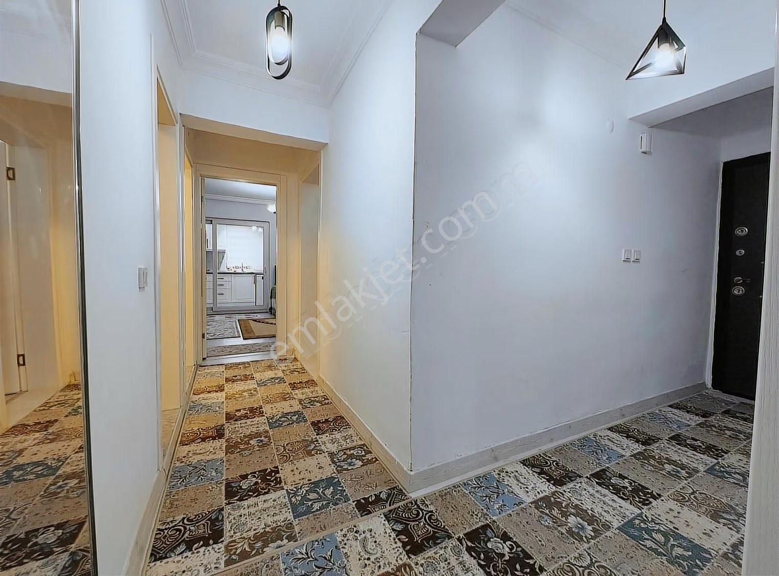 Marmaris Çamdibi Mh. Müstakil Girişli 3+1 Masrafsız Daire - Görsel 16