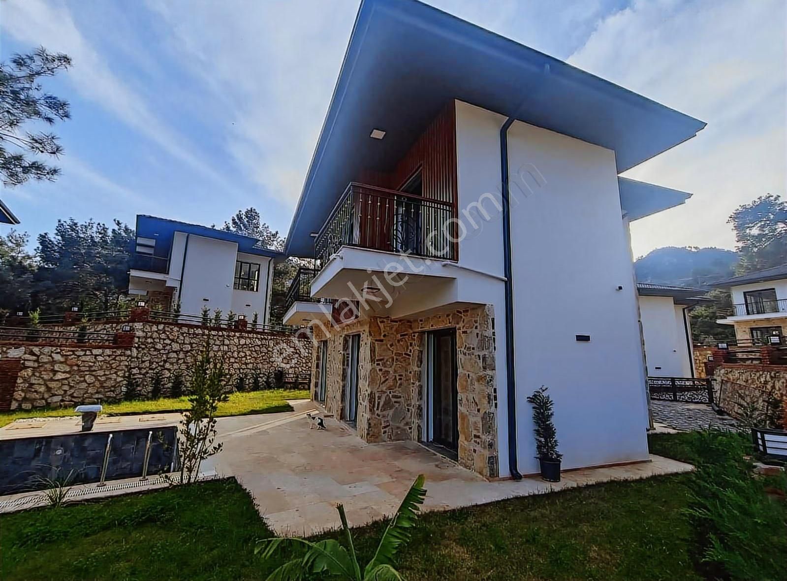 Marmaris Turunç Satılık 3+1 Deniz Manzaralı Müstakil Villa - Görsel 2