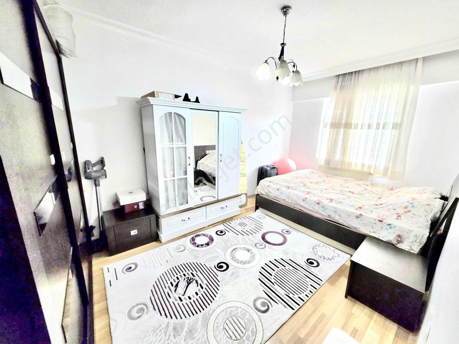 Avantajdan Yeşilbayır'da Caddedibi Arakat Ultra Geniş Kilerli3+1 - Görsel 7