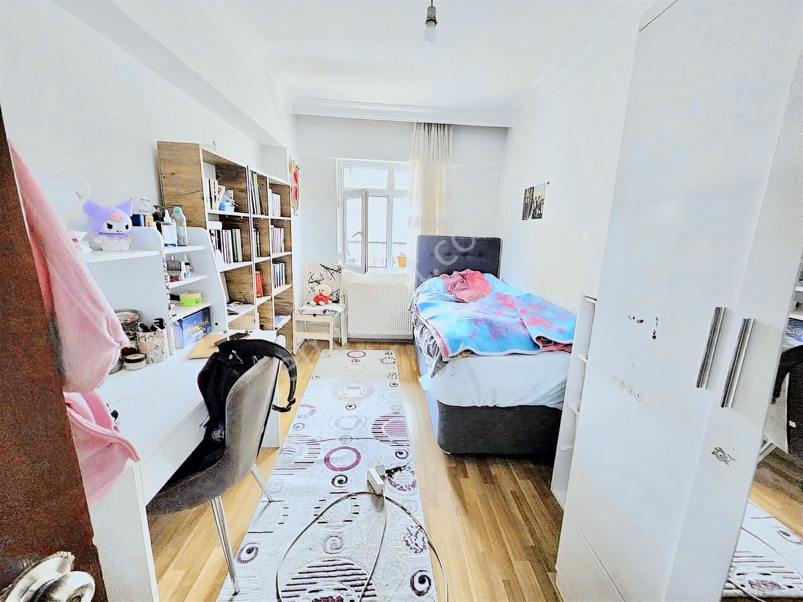 Avantajdan Yeşilbayır'da Caddedibi Arakat Ultra Geniş Kilerli3+1 - Görsel 8