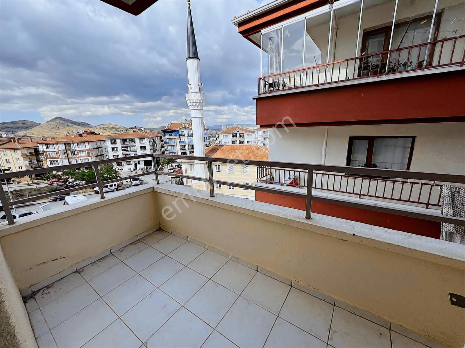 Avantaj'dan Küçük Kayaş'ta Cadde Üzerin'de Ara Kat 3+1 Kiralık - Görsel 27