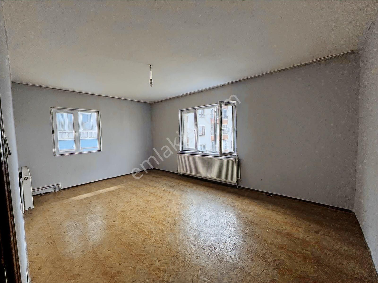 Avantaj'dan Küçük Kayaş'ta Cadde Üzerin'de Ara Kat 3+1 Kiralık - Görsel 7