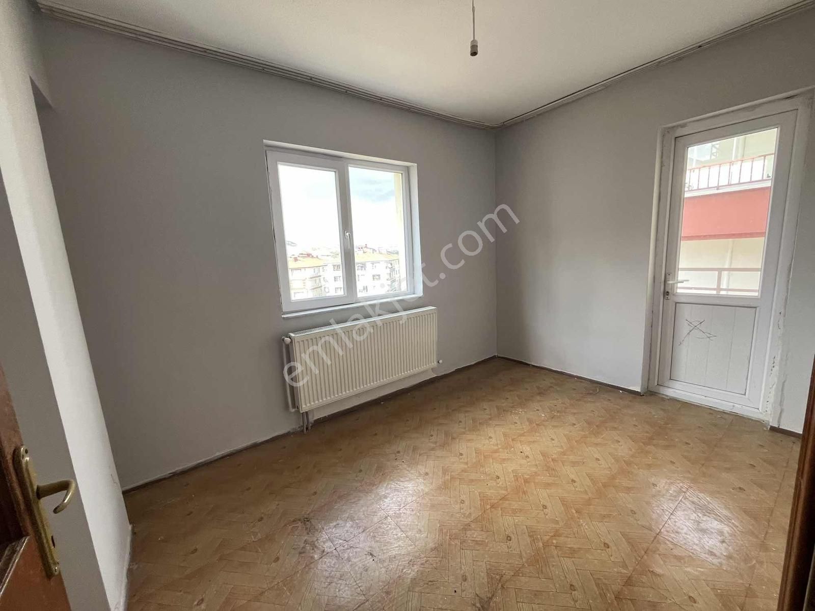 Avantaj'dan Küçük Kayaş'ta Cadde Üzerin'de Ara Kat 3+1 Kiralık - Görsel 20