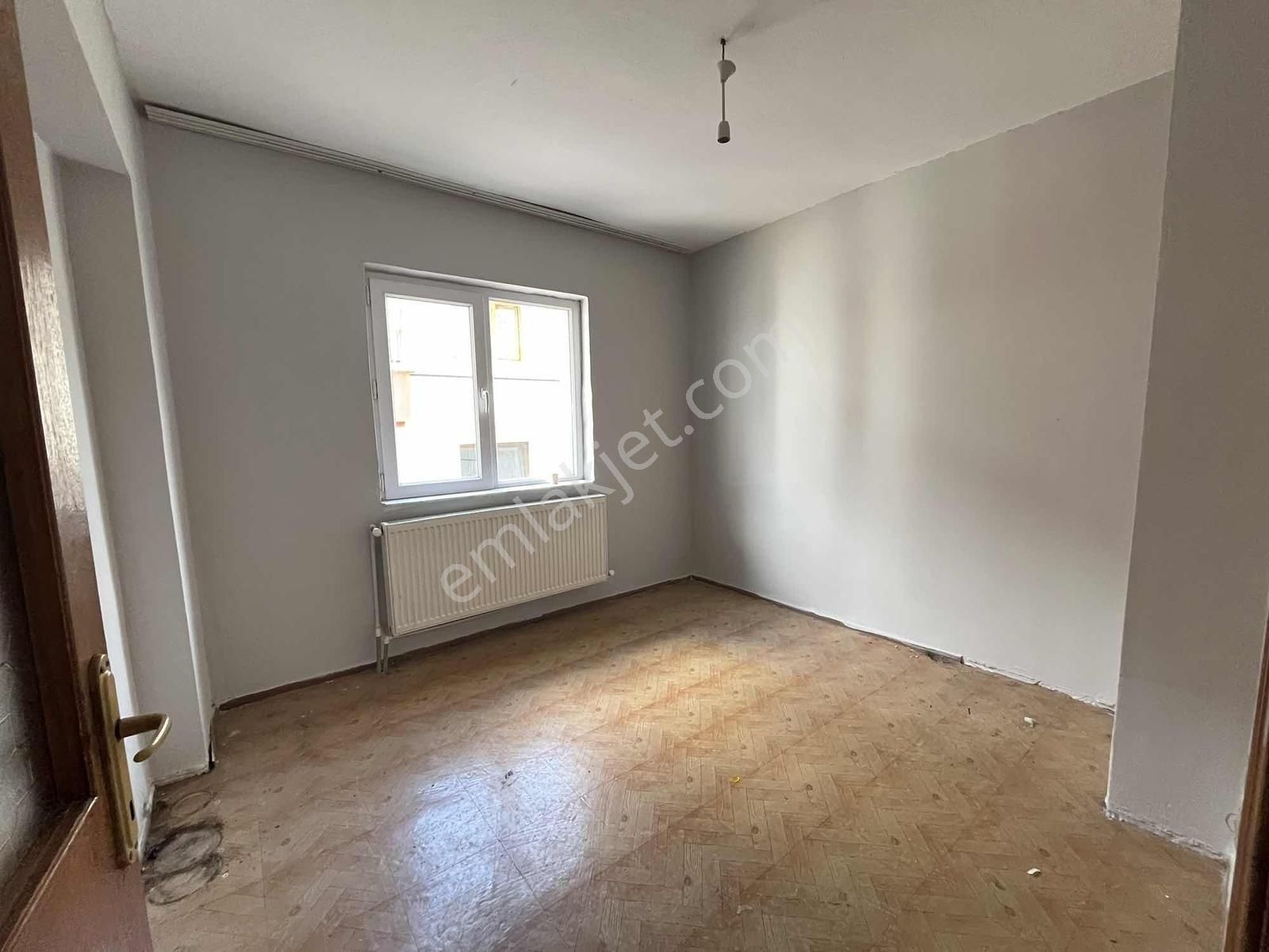 Avantaj'dan Küçük Kayaş'ta Cadde Üzerin'de Ara Kat 3+1 Kiralık - Görsel 2