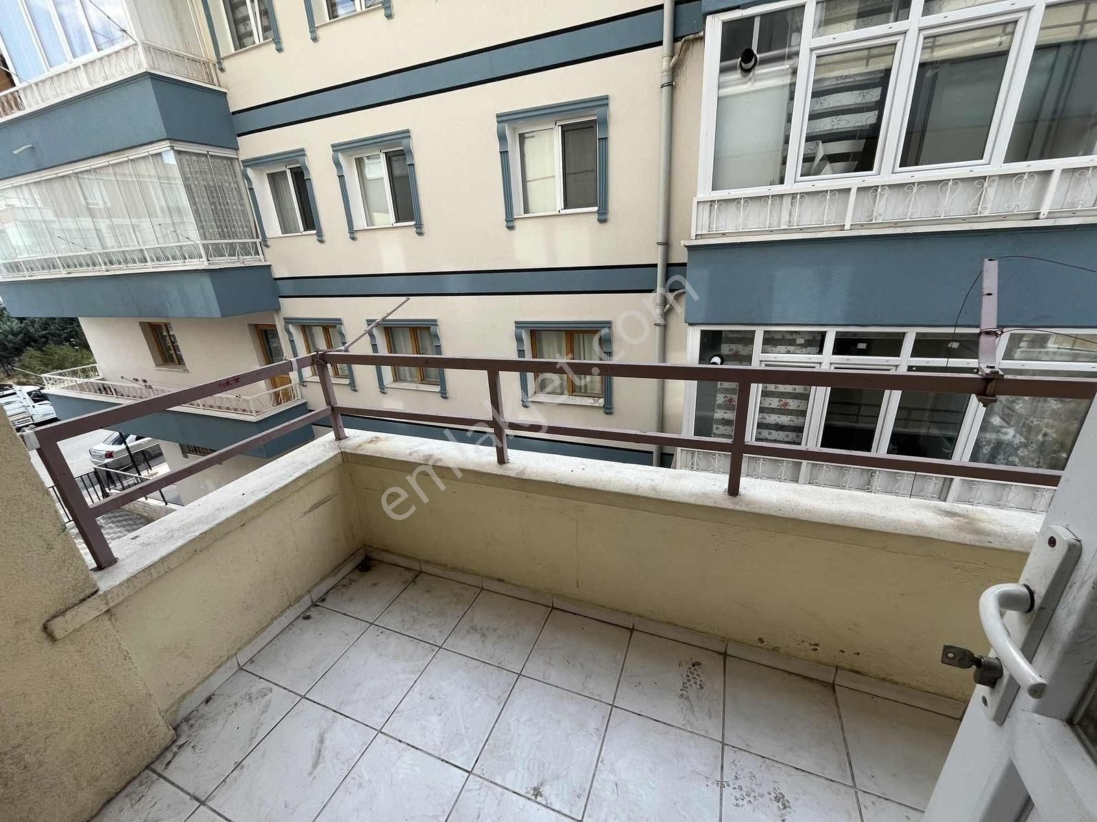 Avantaj'dan Küçük Kayaş'ta Cadde Üzerin'de Ara Kat 3+1 Kiralık - Görsel 5