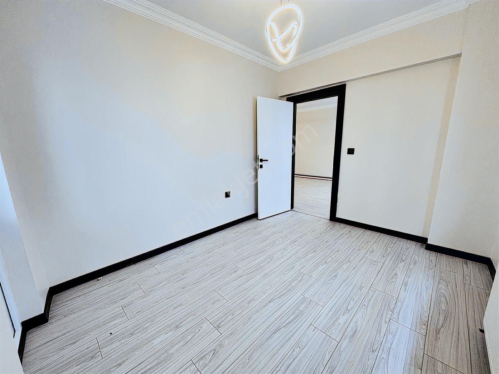 Avantajdan Kıbrısköy'de Ful+ful Yapısıyla Dikkat Çeken 3+1 Daire - Görsel 4