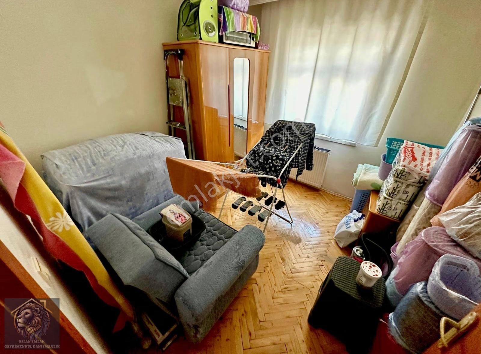 Akşemsettin Mah'de Ara Katta Salon Bağımsız Satılık Daire - Görsel 18