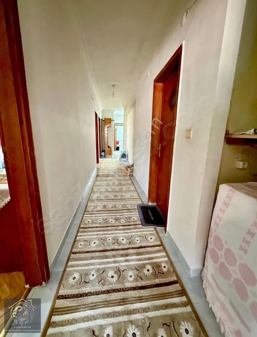 Akşemsettin Mah'de Ara Katta Salon Bağımsız Satılık Daire - Görsel 4