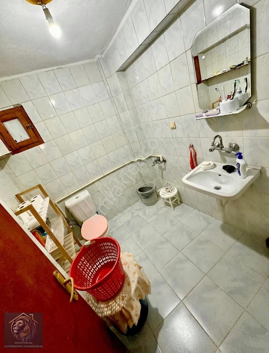 Akşemsettin Mah'de Ara Katta Salon Bağımsız Satılık Daire - Görsel 22