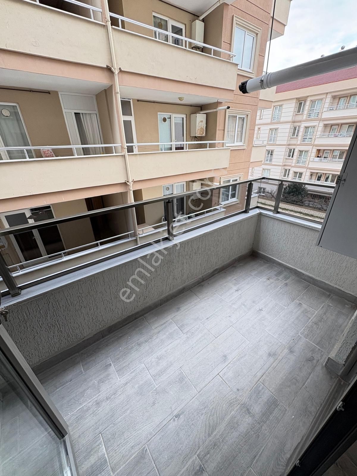 Dumlupınarda Sıfır Projede Sıfır Eşyalı 2+1 Arakat Kiralık Daire - Görsel 23
