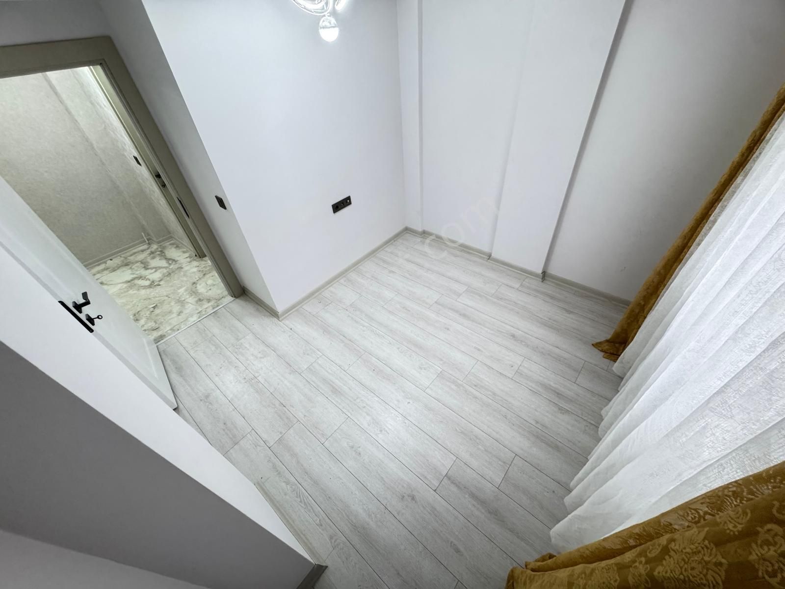 Menderes Mhde 2+1 Ara Katta Lokasyon Güzelliği İle Satılık Daire - Görsel 19