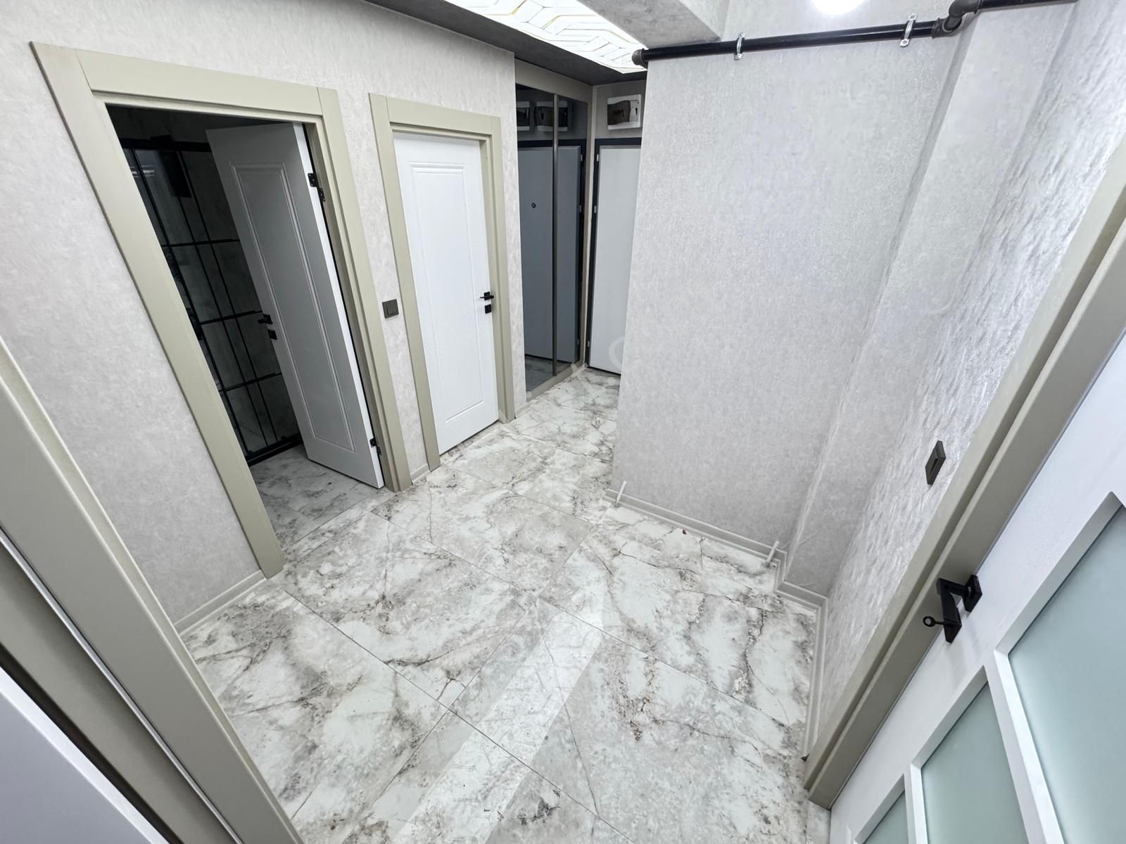 Menderes Mhde 2+1 Ara Katta Lokasyon Güzelliği İle Satılık Daire - Görsel 28