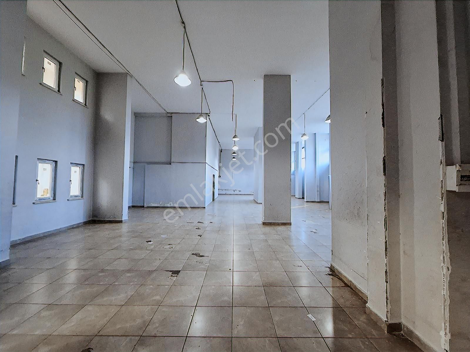 Beşevler Mahallesi Bilginler Caddesi Yakını Kiralık Depo - Görsel 5