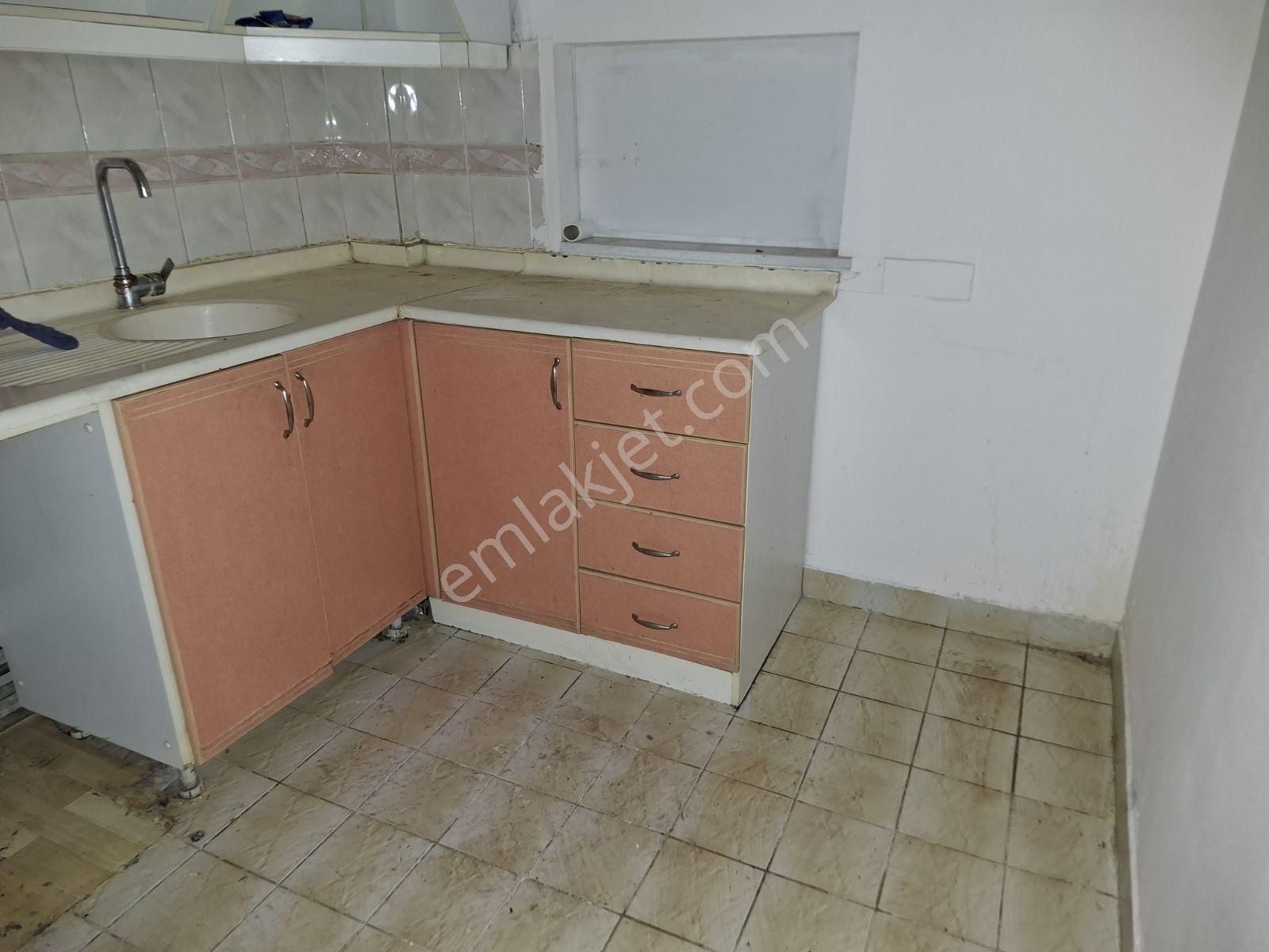 Bursa Altıparmak Caddesinin Bir Alt Sokağın Da Kiralık Daire - Görsel 26