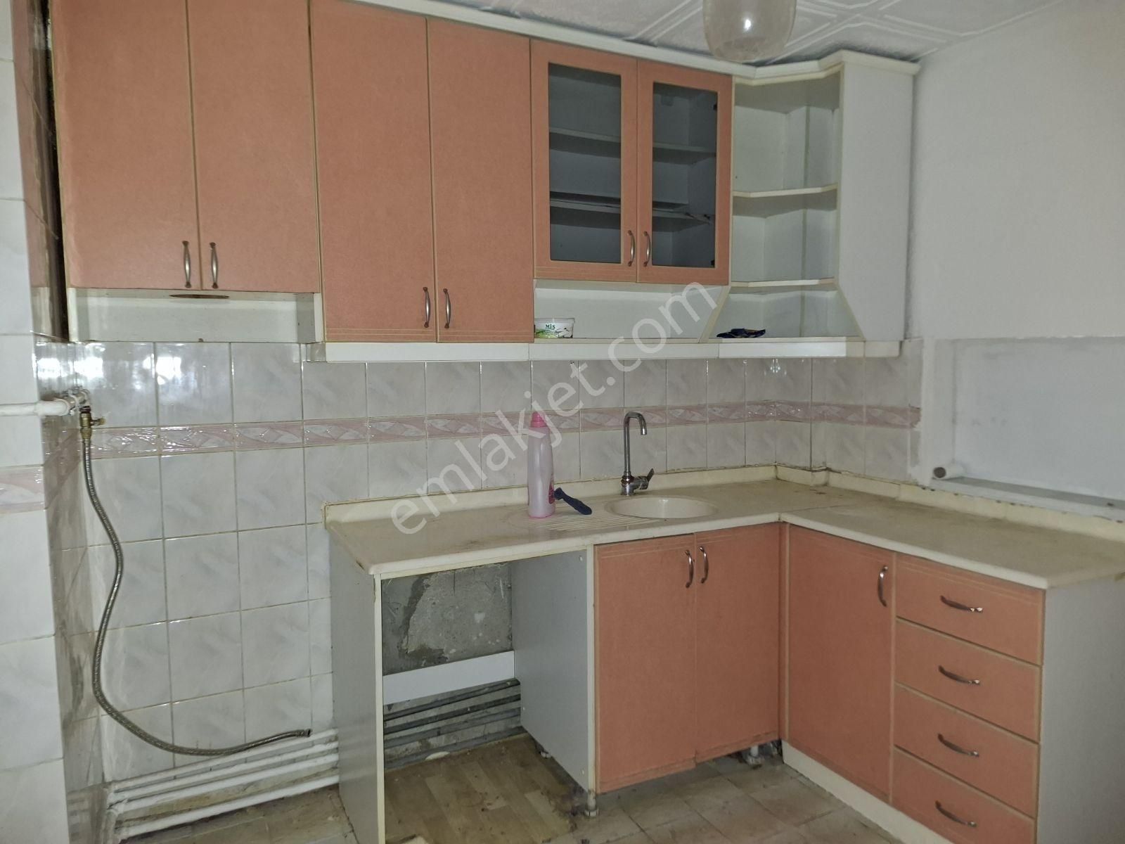 Bursa Altıparmak Caddesinin Bir Alt Sokağın Da Kiralık Daire - Görsel 22