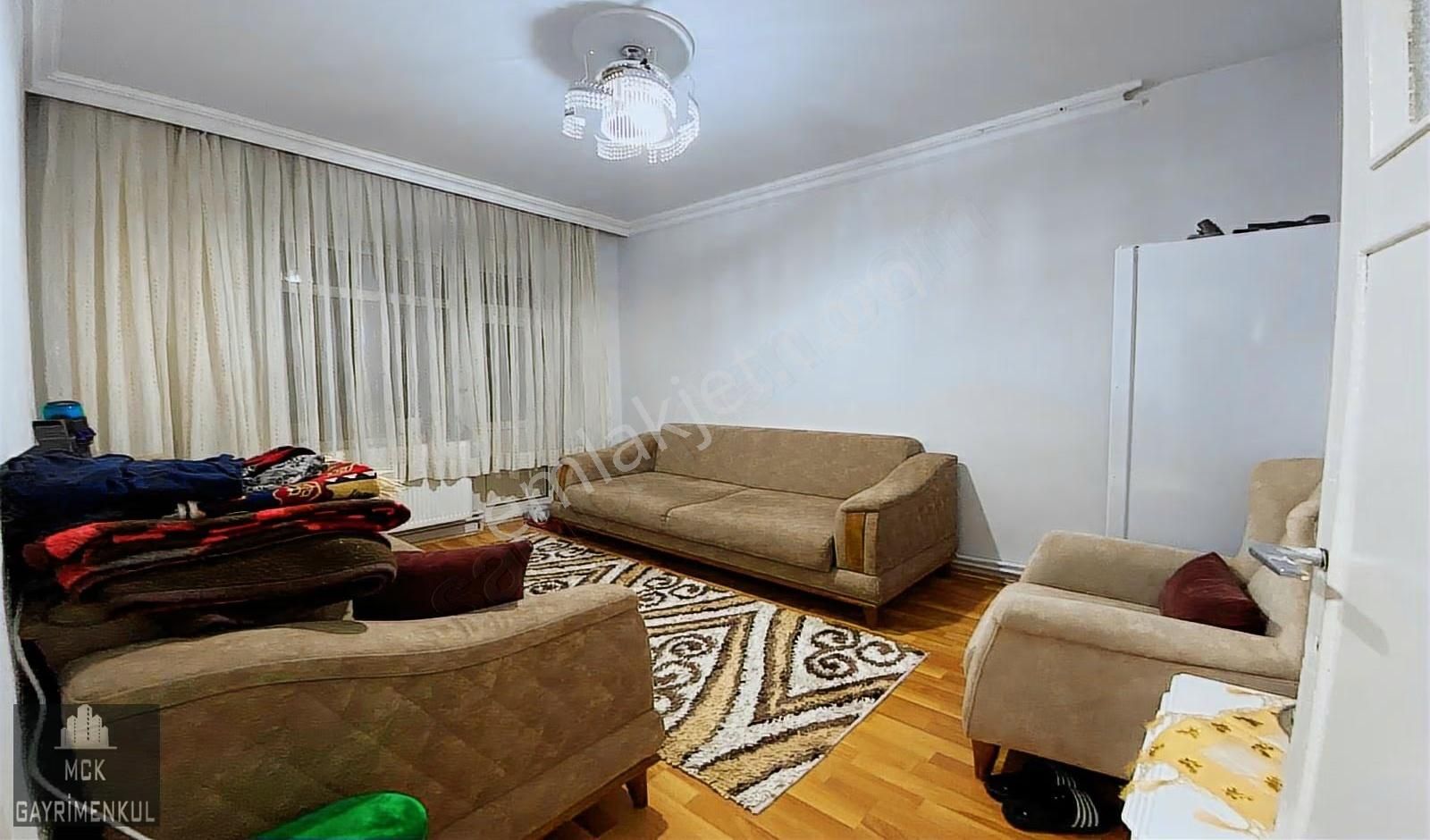 Tepebaşında Caddeye 2 Bina Yatırımlık Üst Katta Balkonlu 2+1 - Görsel 15