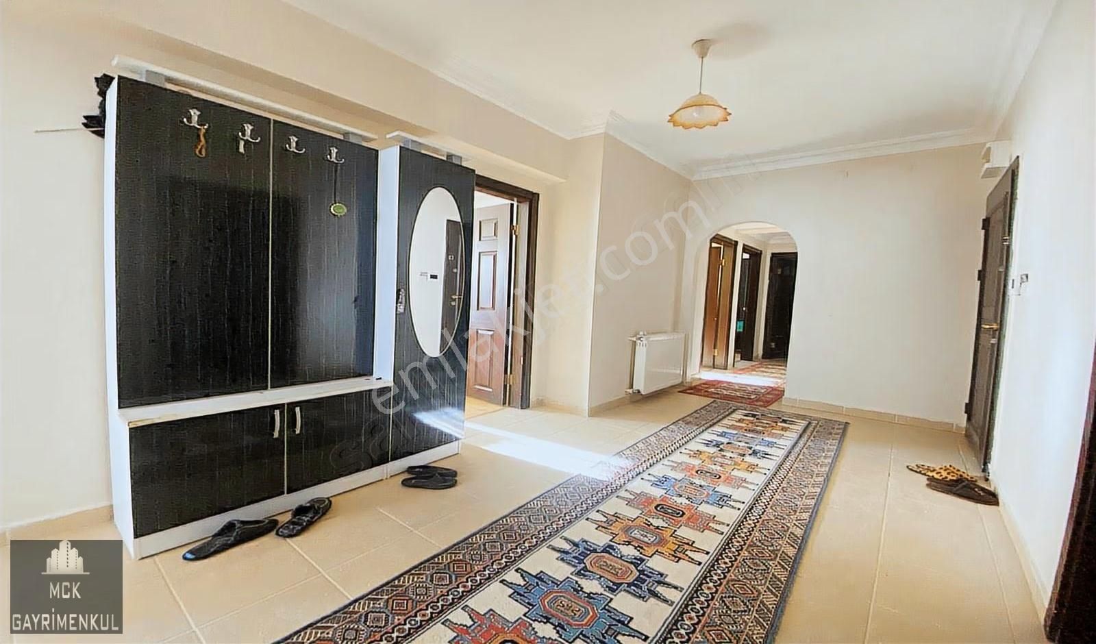 Bağlum Bulvar Yakını Katta Geniş Metrekare 3+1 Fırsat Daire - Görsel 6