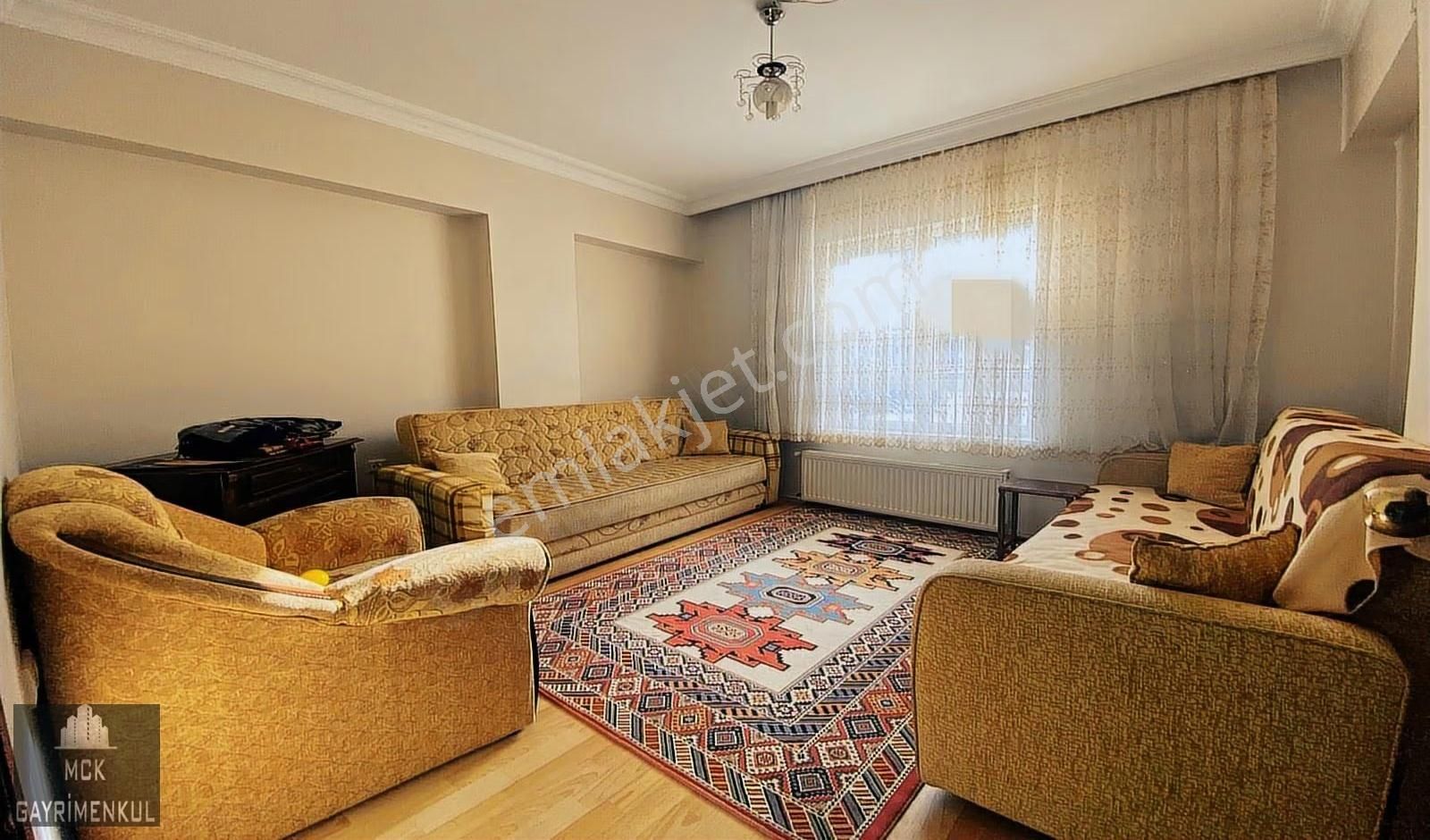 Bağlum Bulvar Yakını Katta Geniş Metrekare 3+1 Fırsat Daire - Görsel 3