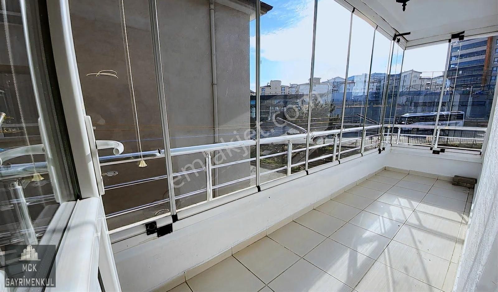 Park Manzaralı Asansörlü Üç Cepheli Çift Balkon Masrafsız Yapı - Görsel 5