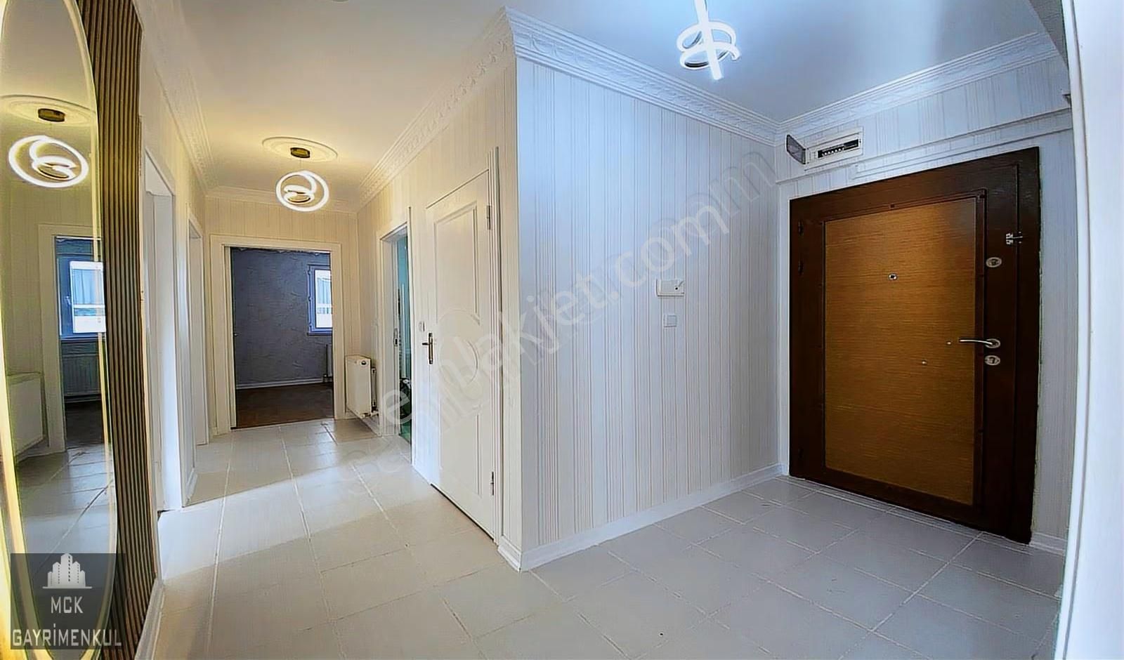 Park Manzaralı Asansörlü Üç Cepheli Çift Balkon Masrafsız Yapı - Görsel 8