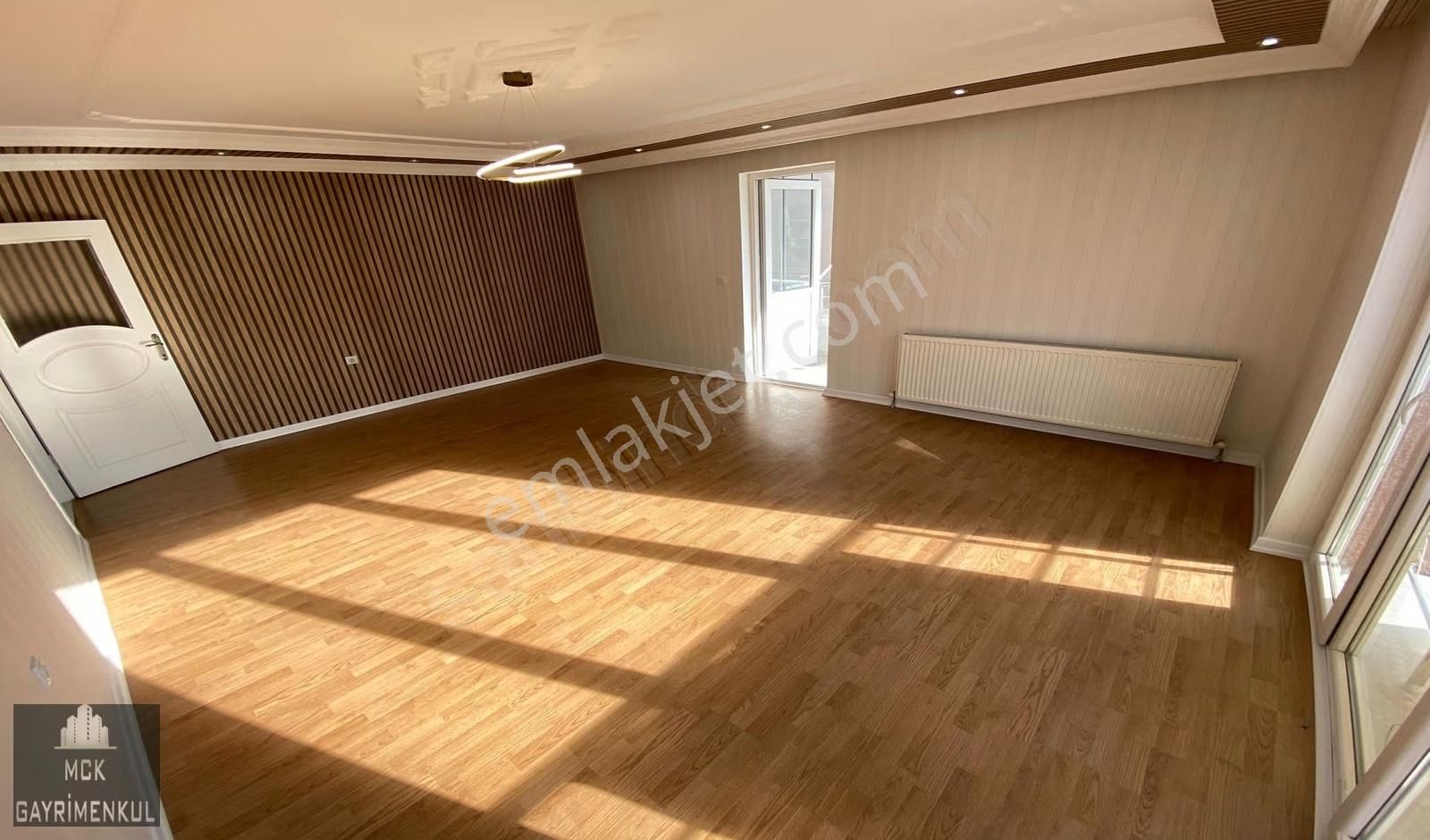 Park Manzaralı Asansörlü Üç Cepheli Çift Balkon Masrafsız Yapı - Görsel 27