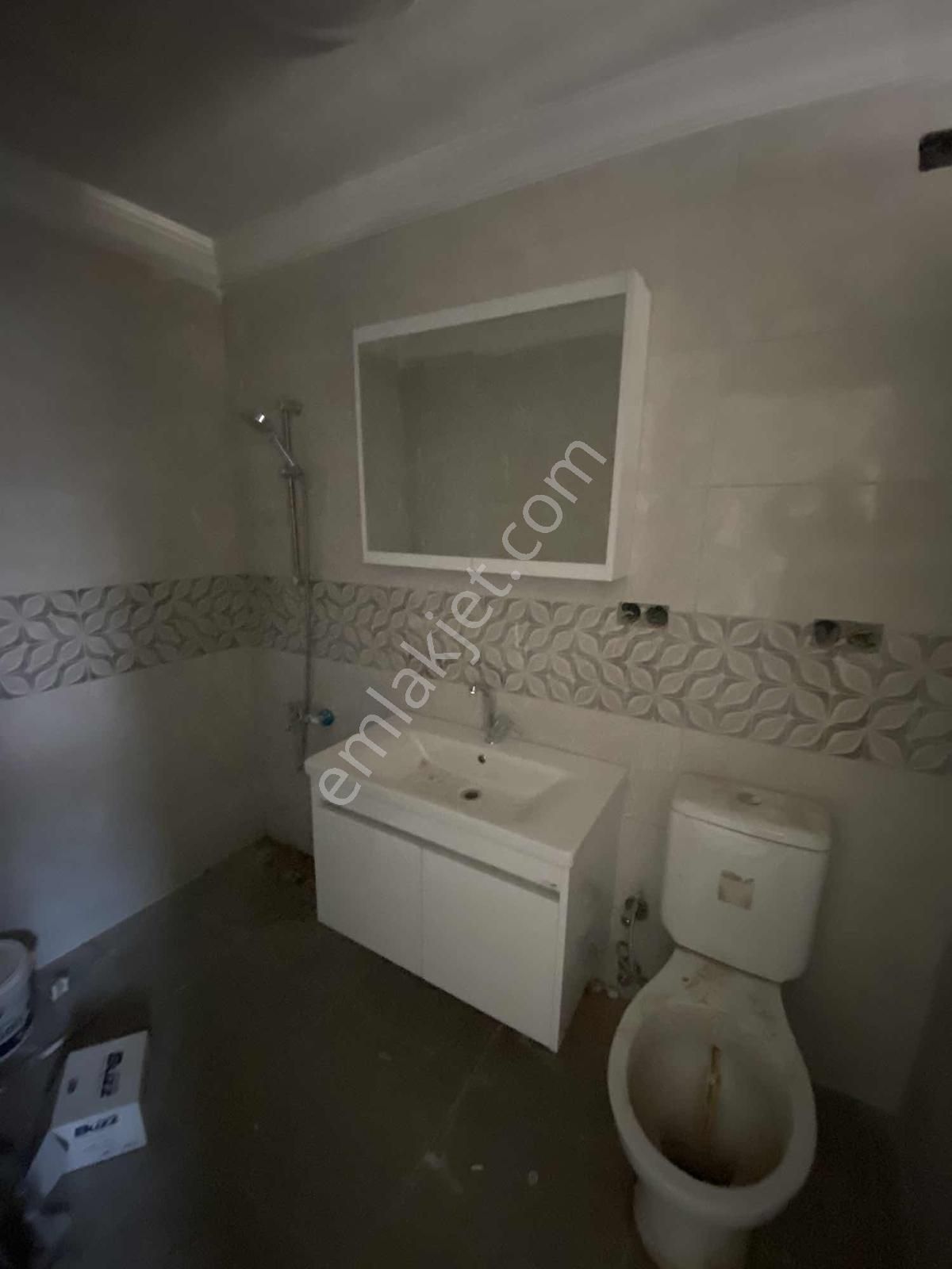 Adapazarı Merkez Ozanlarda 3+1 İçi Sıfır Yapılı Daire - Görsel 16