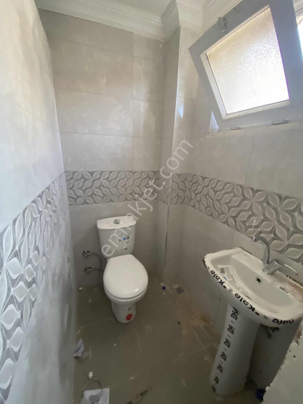 Adapazarı Merkez Ozanlarda 3+1 İçi Sıfır Yapılı Daire - Görsel 3