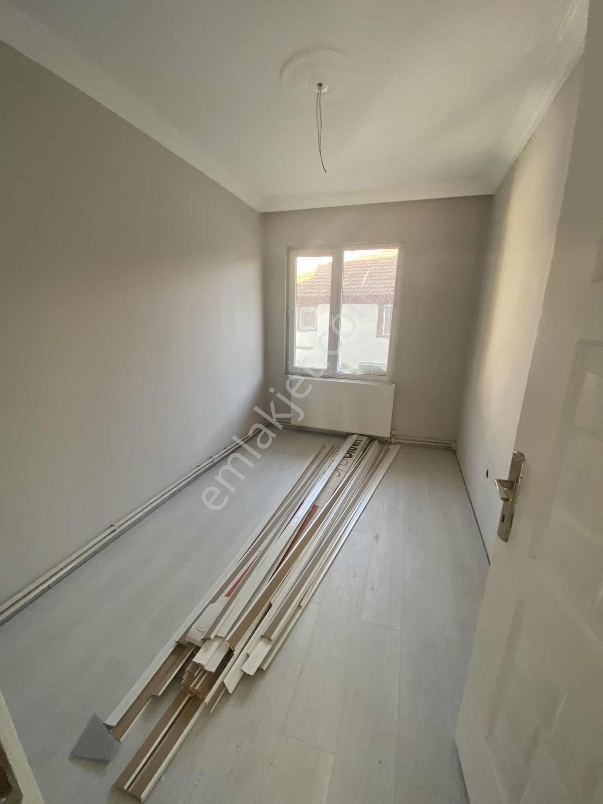 Adapazarı Merkez Ozanlarda 3+1 İçi Sıfır Yapılı Daire - Görsel 30