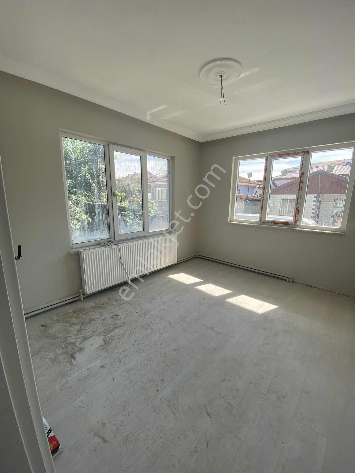 Adapazarı Merkez Ozanlarda 3+1 İçi Sıfır Yapılı Daire - Görsel 23