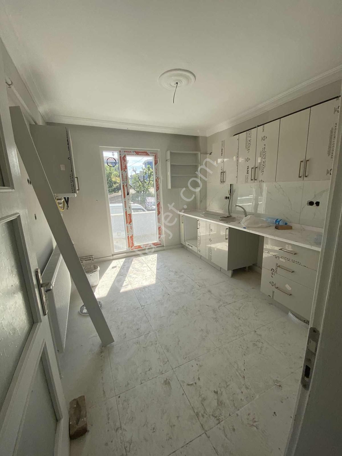 Adapazarı Merkez Ozanlarda 3+1 İçi Sıfır Yapılı Daire - Görsel 20