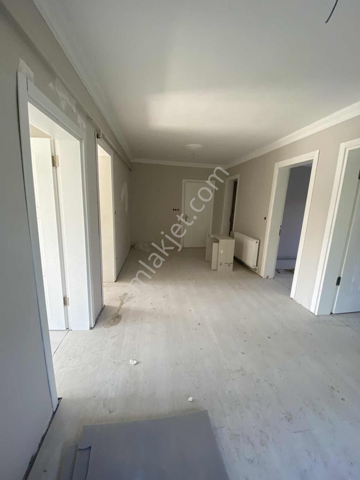 Adapazarı Merkez Ozanlarda 3+1 İçi Sıfır Yapılı Daire - Görsel 15