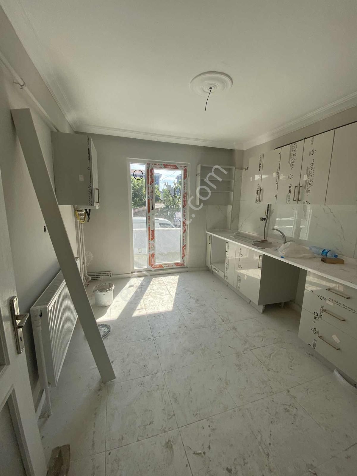 Adapazarı Merkez Ozanlarda 3+1 İçi Sıfır Yapılı Daire - Görsel 11