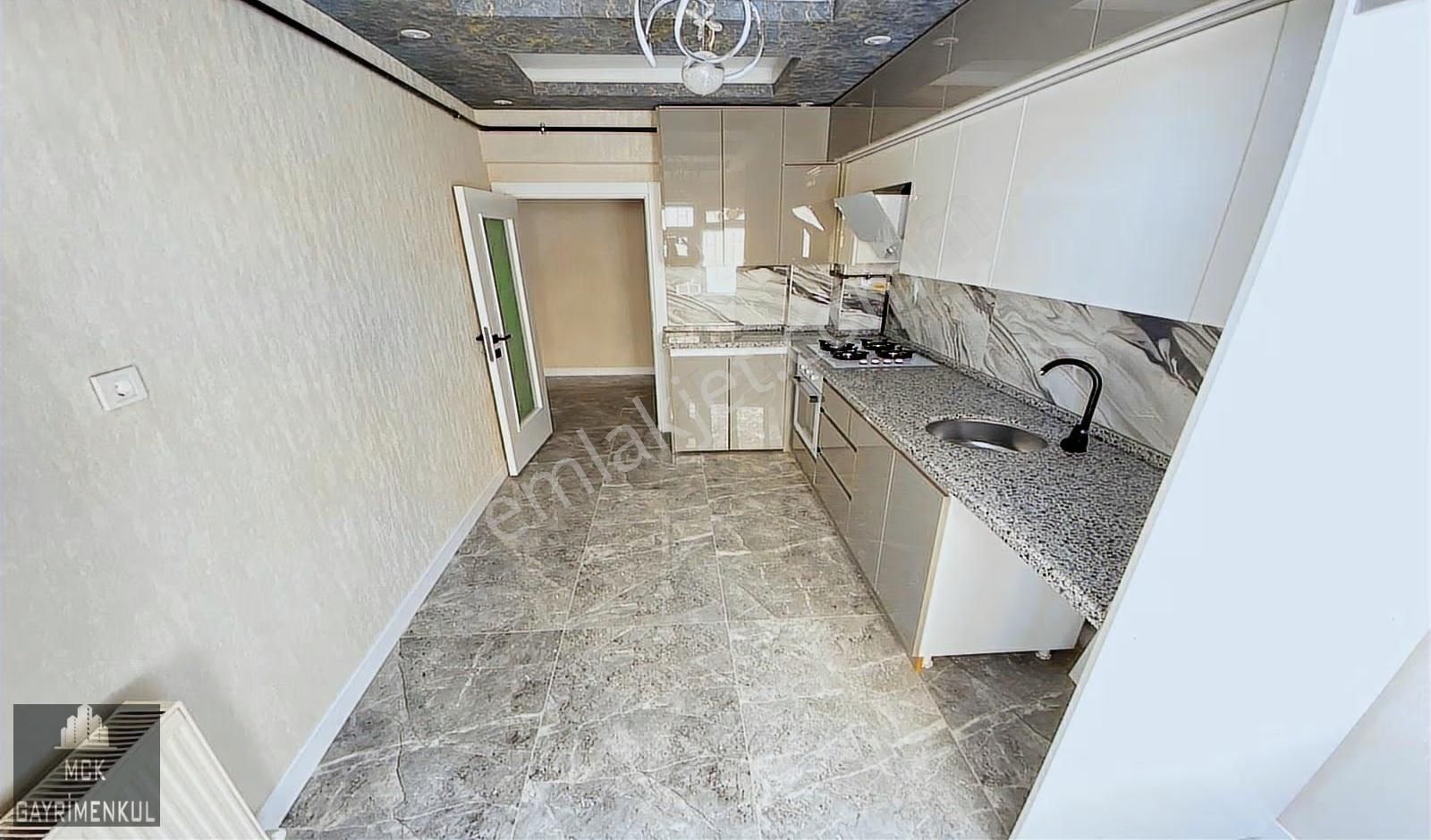 Gazino Yakını Full Lüx Yapı Orta Kat Bağımsız Salon Merkezde!! - Görsel 21