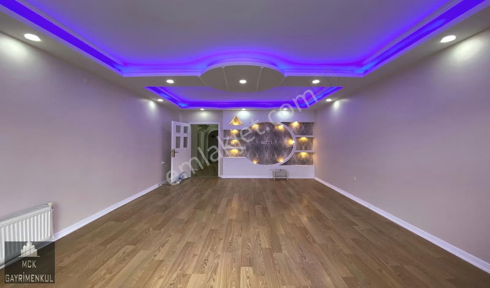 Kafkas Cadde Üstü Full Yapılı Asansörlü Ön Cephe 3+1