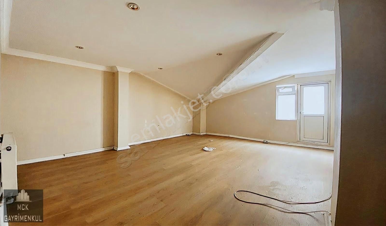 Uyanış Gülbaba Cadde Yakını Çift Girişli Açık Teraslı Dublex - Görsel 23