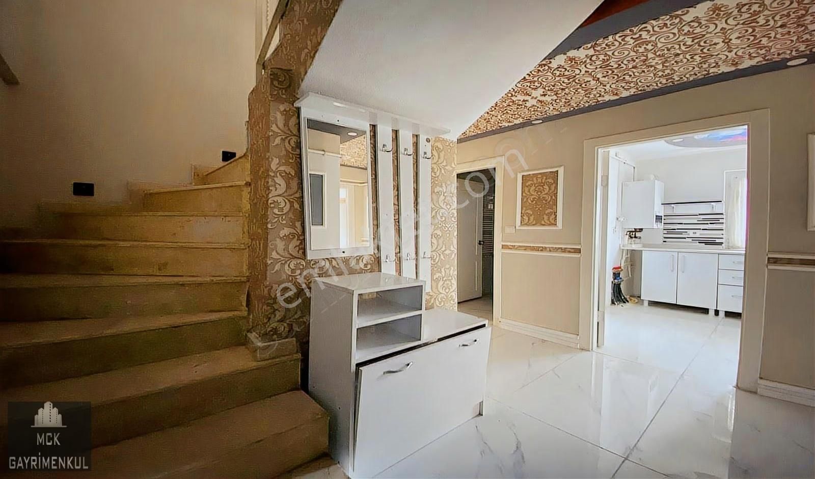 Uyanış Gülbaba Cadde Yakını Çift Girişli Açık Teraslı Dublex - Görsel 30