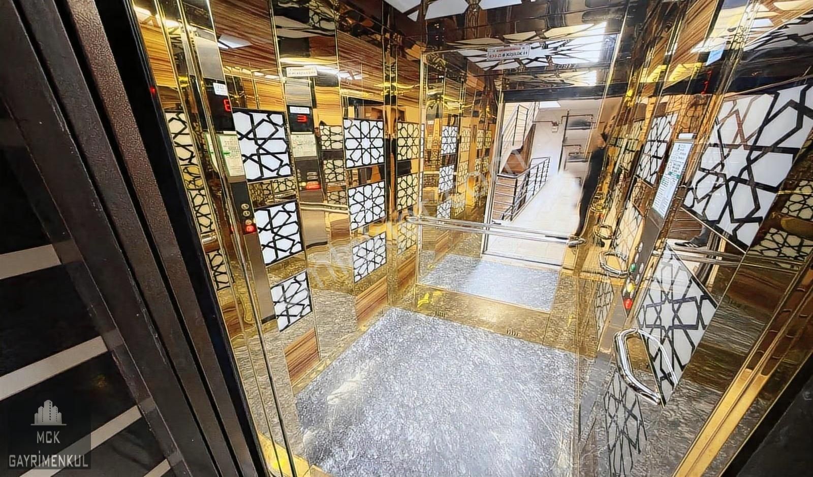 Acil Ufuktepe Karakol Yanı Orta Kat Teras Balkonlu Kuponn Daire - Görsel 16