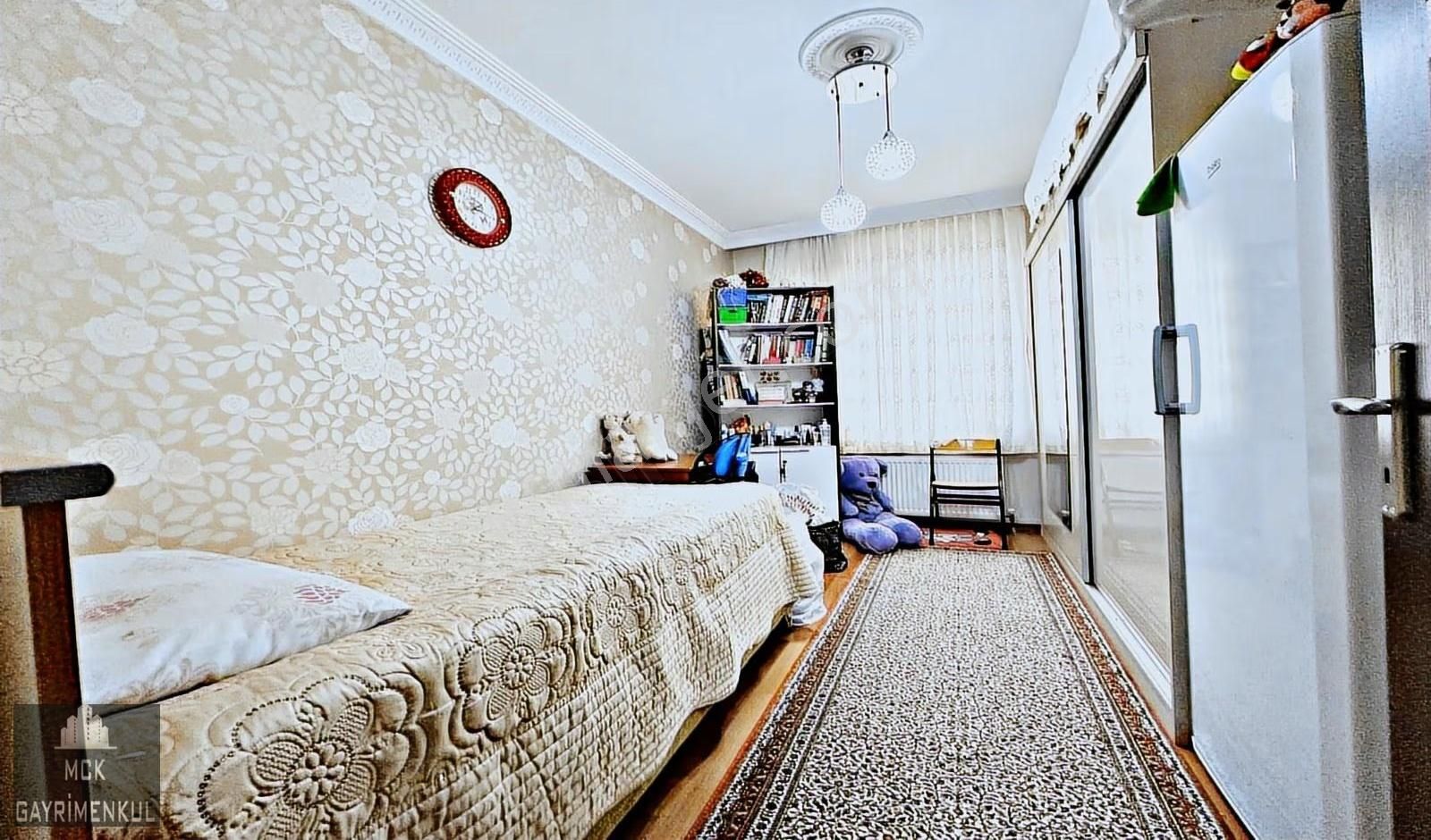 Mck'dan Hastane Yanı Yeni Bina Çift Asansörlü Orta Kat 3+1 Daire - Görsel 3