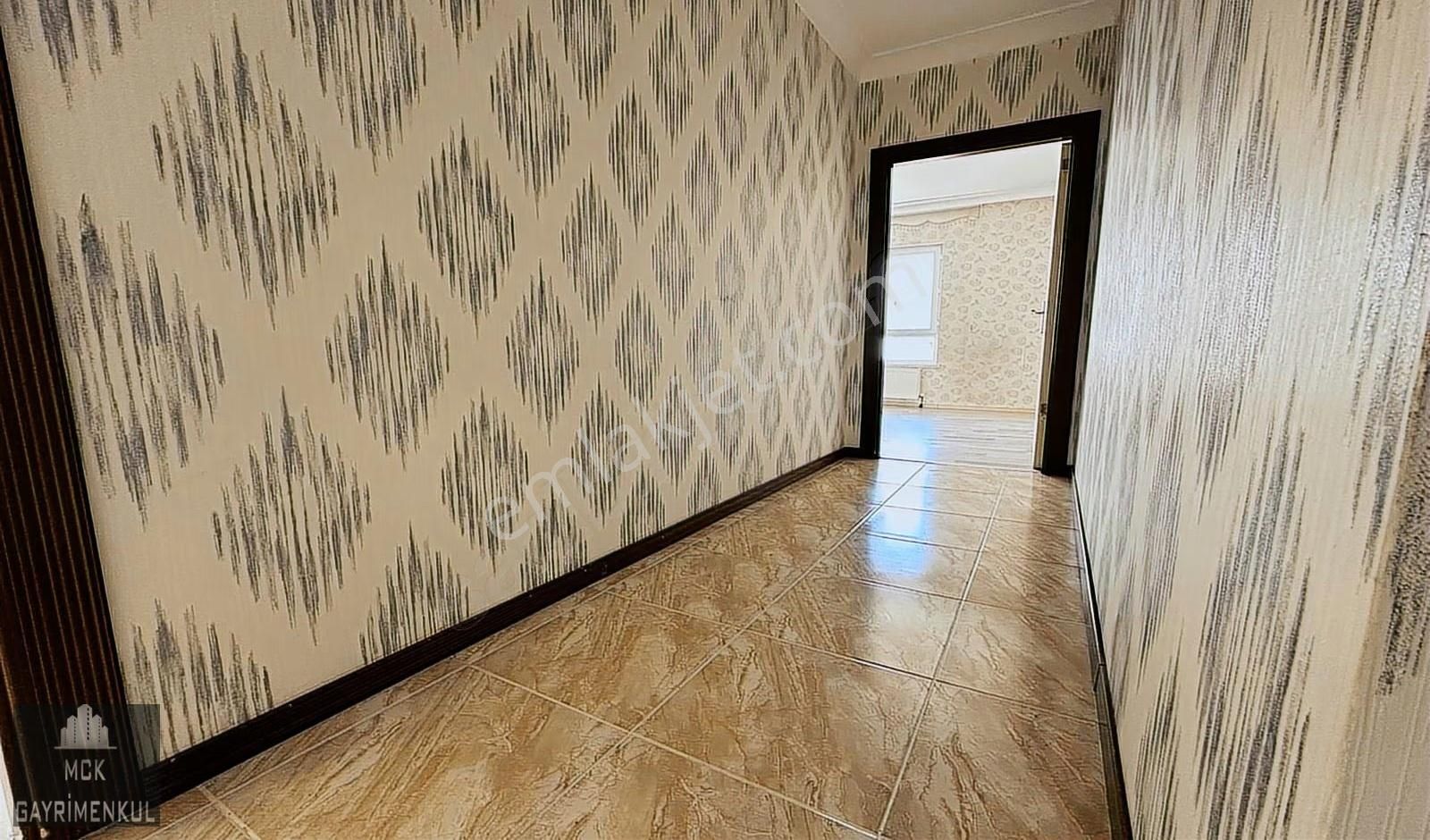 Mck'dan Yeni Bina Kanuni Pazar Yanı Cadde Cephe 3+1 Yapılı Daire - Görsel 31
