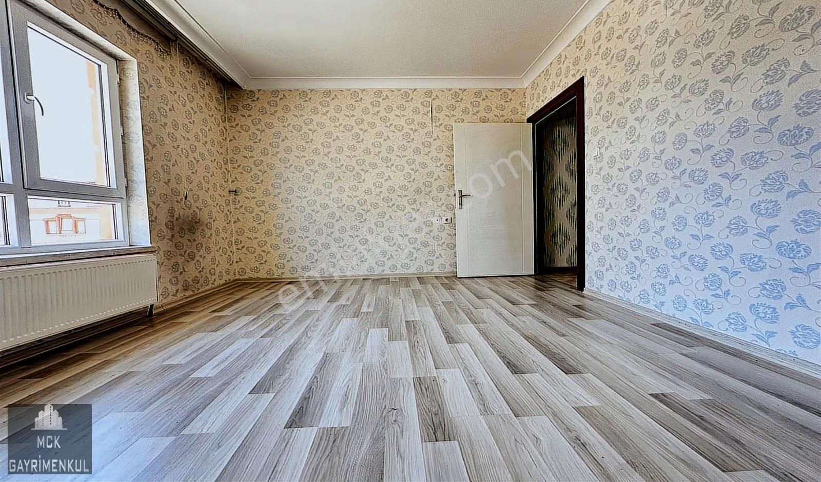Mck'dan Yeni Bina Kanuni Pazar Yanı Cadde Cephe 3+1 Yapılı Daire - Görsel 35
