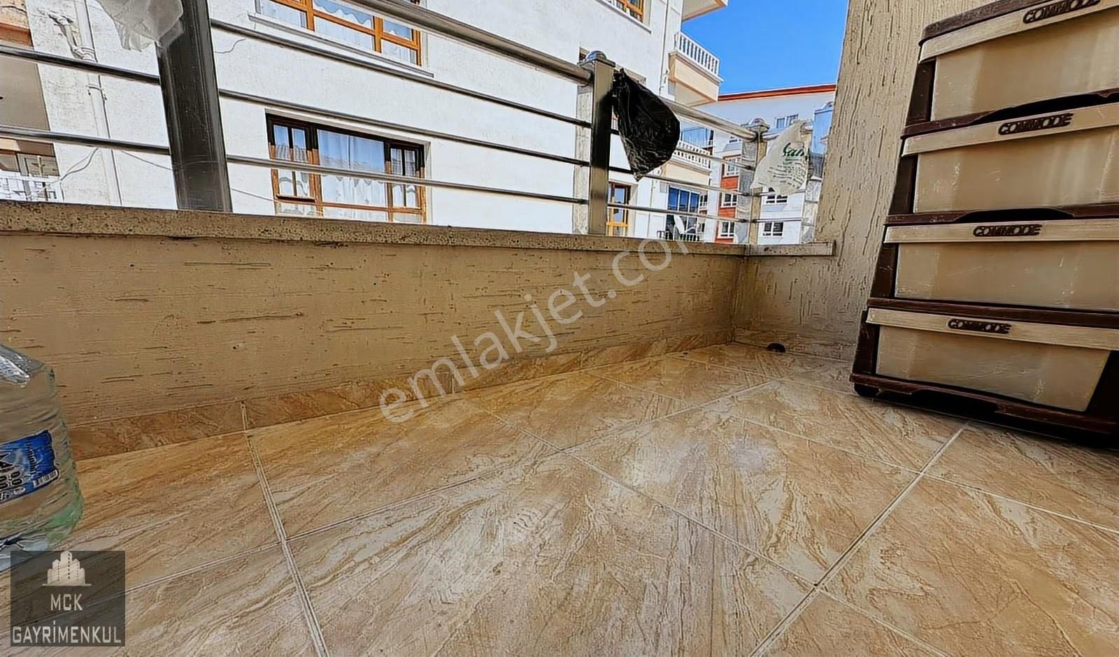 Mck'dan Yeni Bina Kanuni Pazar Yanı Cadde Cephe 3+1 Yapılı Daire - Görsel 7