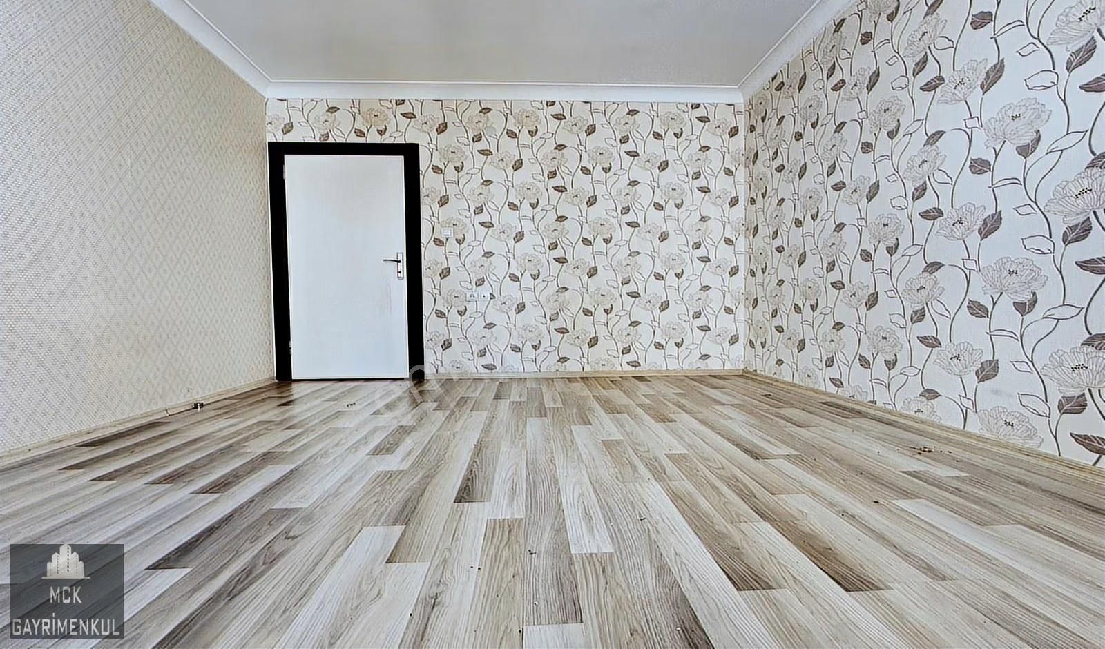 Mck'dan Yeni Bina Kanuni Pazar Yanı Cadde Cephe 3+1 Yapılı Daire - Görsel 24