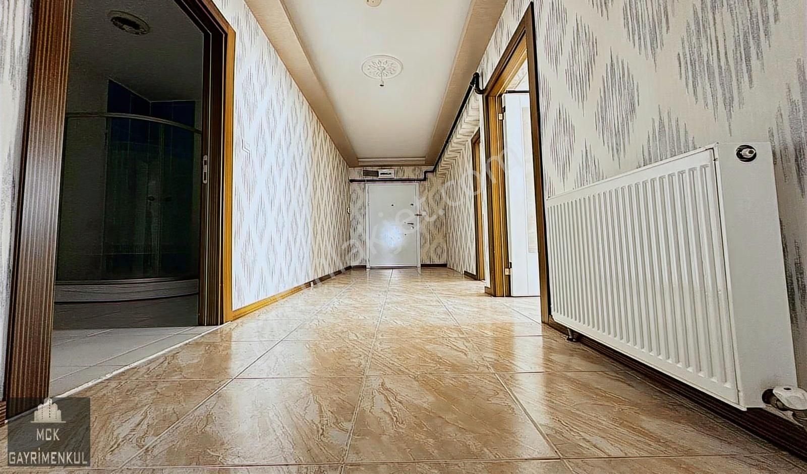 Mck'dan Yeni Bina Kanuni Pazar Yanı Cadde Cephe 3+1 Yapılı Daire - Görsel 32