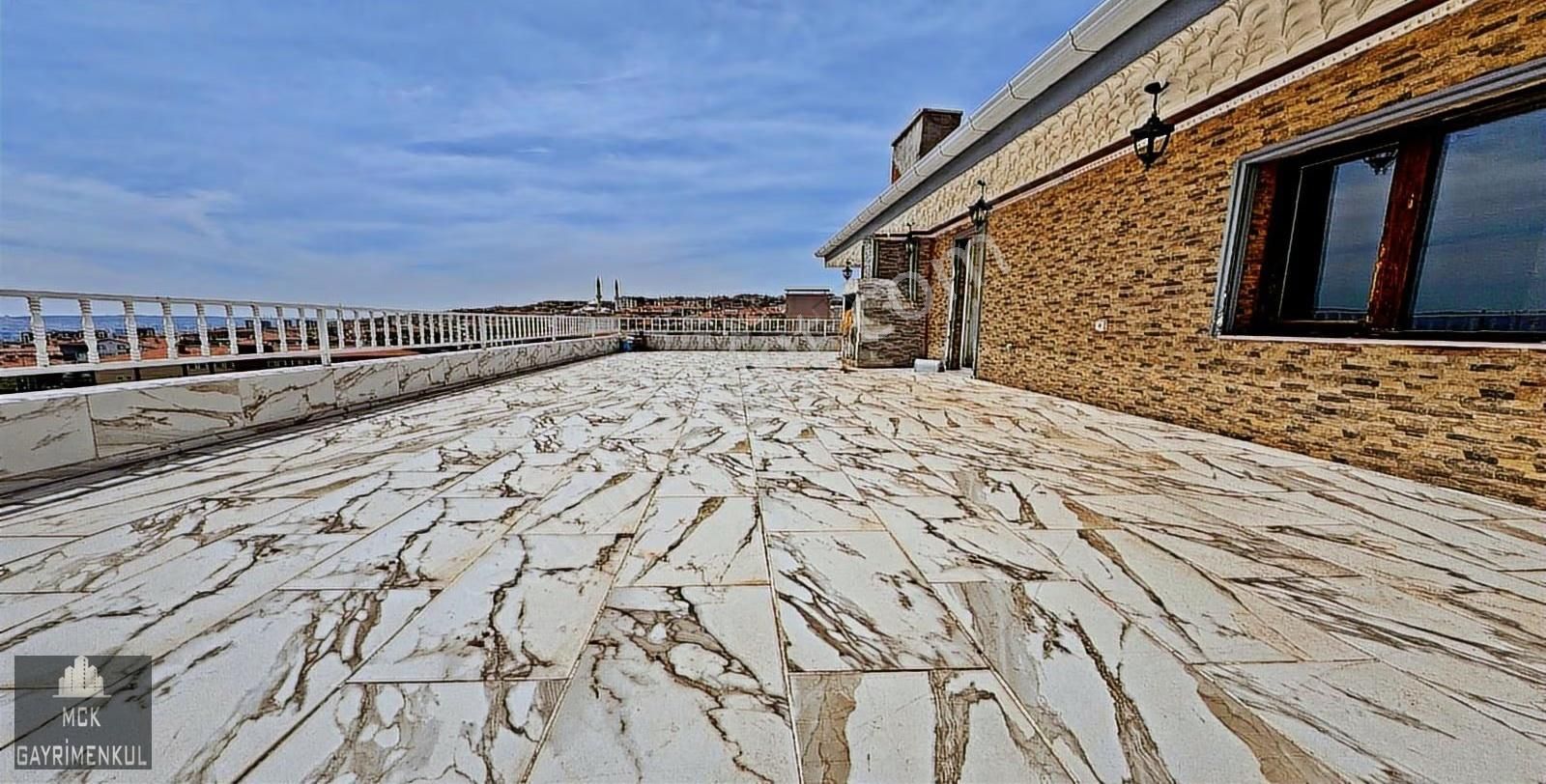 Şehir Manzaralı Full Yapılı Krediye Uygun Çift Giriş Dubleks