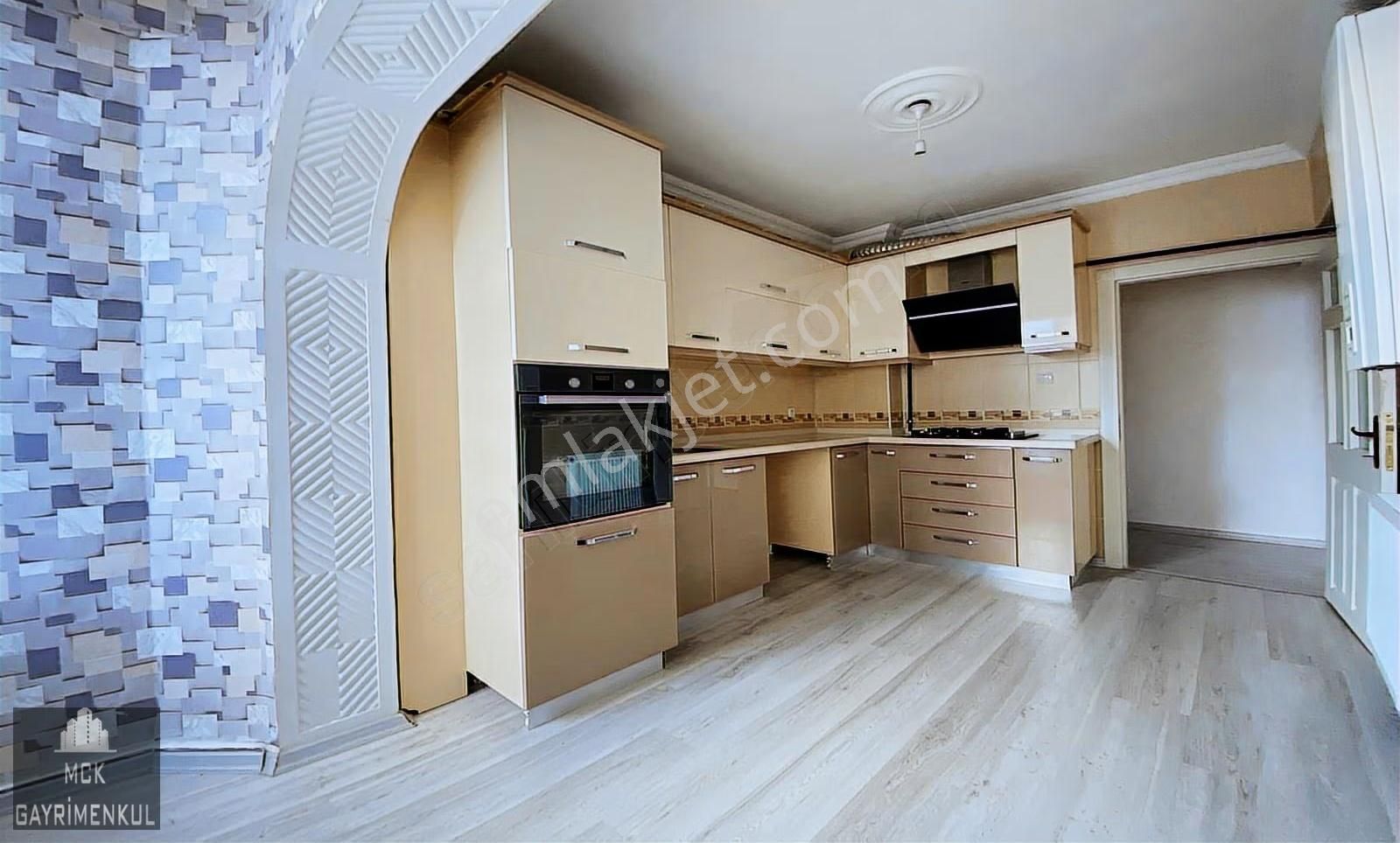 Mck'dan Ufuktepe'de Asansörlü Cadde Yakını Masrafsız 3+1 Daire - Görsel 16