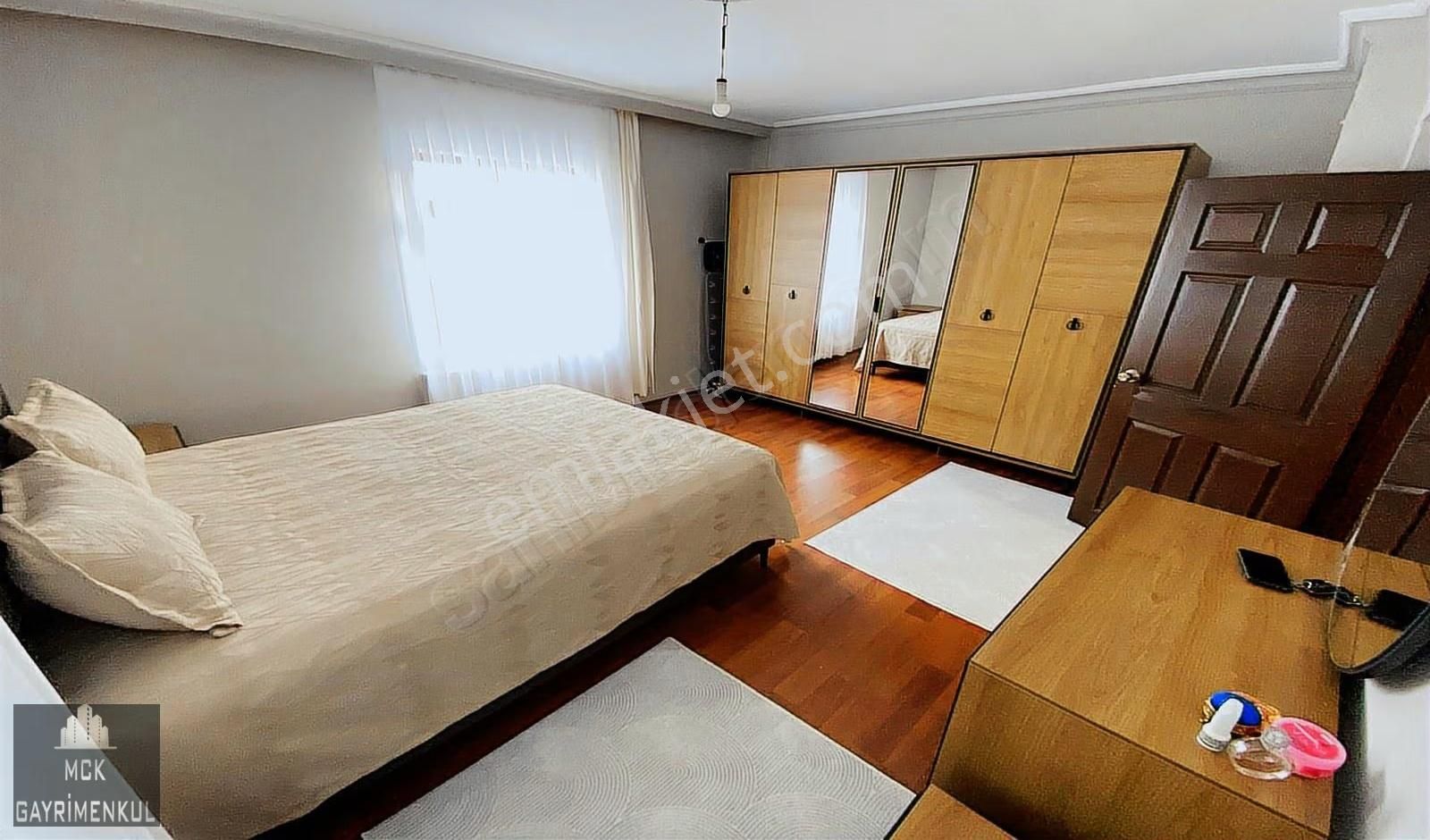 Hisar Mah Cadde Yakını Orta Kat Geniş M2 Mantolamalı İskanlı - Görsel 5