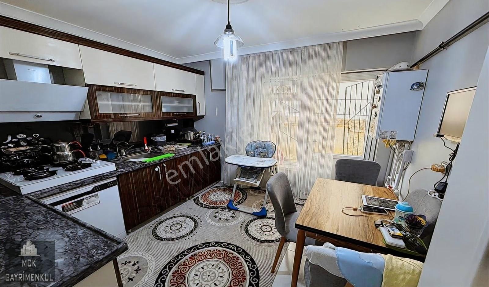 Ufuktepe Cadde Önü Genç Binada Cepheleri Açık Bahçeli 3+1